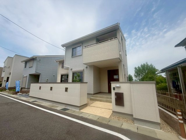 守山市焔魔堂町　新築戸建ての外観