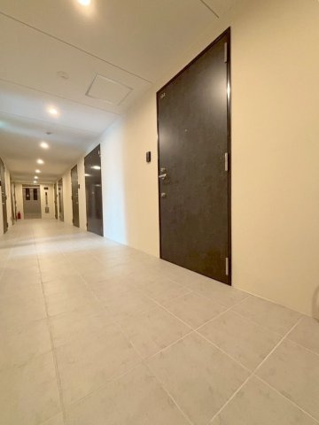 「防音仕様」LEGALAND+江古田のロビー|清潔なロビーです