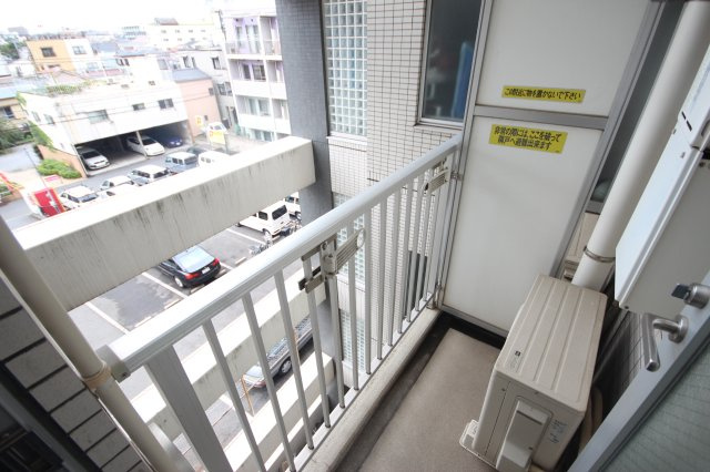 【バルコニー】
