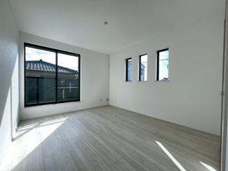 【洋室】 | 千代田４丁目　新築一戸建