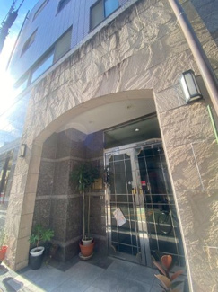 【エントランス】