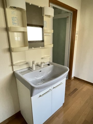 【洗面所】 | 港町3丁目貸家