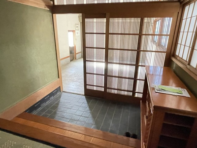 【玄関】 | 港町3丁目貸家