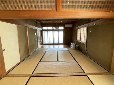 【居間・リビング】 | 港町3丁目貸家