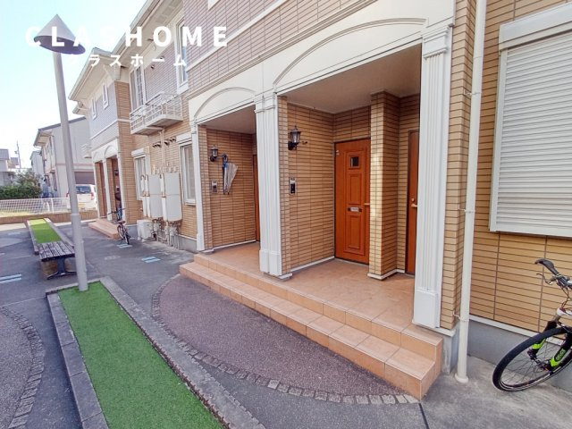 サンパティークB　　　刈谷市近郊の賃貸はクラスホーム刈谷店のエントランス