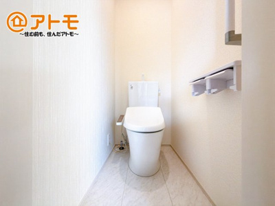 【トイレ】 | 伊豆の国市南條　新築一戸建て　全1棟 | ２つトイレがあるので朝も混みあわずに使うことができます！