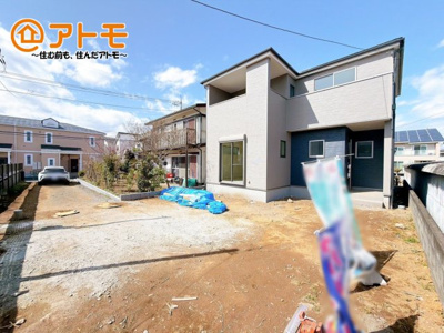 【駐車場】 | 伊豆の国市南條　新築一戸建て　全1棟 | ゆったりスペースで、駐車も楽ちん♪