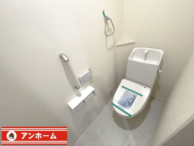 大和高田市西坊城１号棟のトイレ|コンパクトで使いやすいトイレです