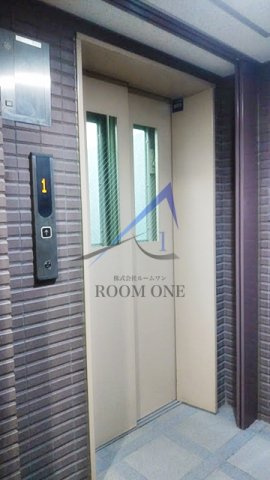 Ｓｕｐｒｅｍｅ　Ｈｉｌｌｓ