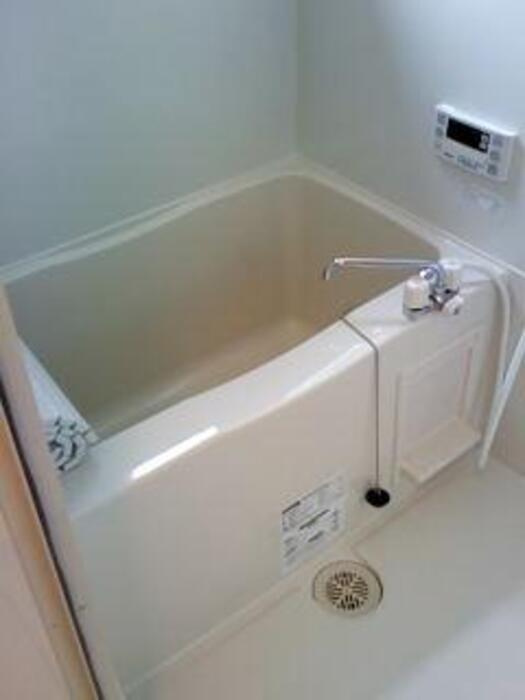 ウィルモア蔵子Dの浴室