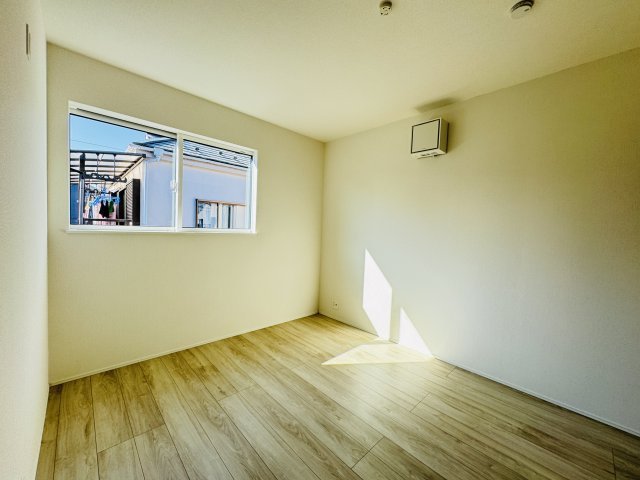【洋室】 | 柏市光ヶ丘４丁目新築戸建【酒井根東小学校：7分】 | 6帖洋室