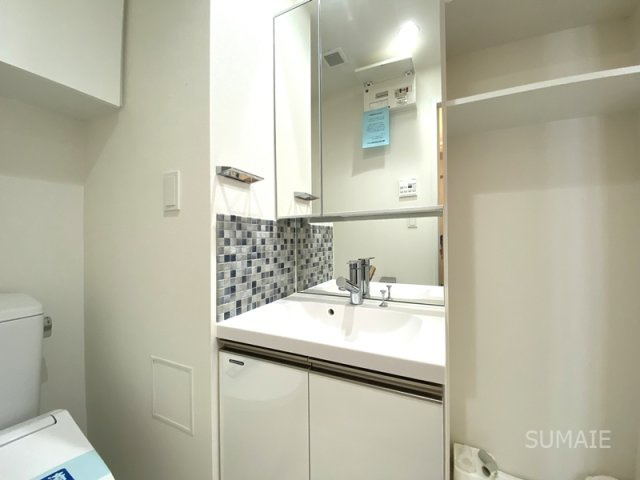 ステージファースト北浦和の設備|大きめ鏡洗面化粧台☆