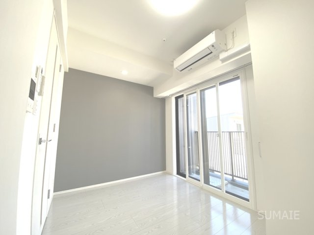 ステージファースト北浦和の居間・リビング|アクセントクロス洋室☆彡