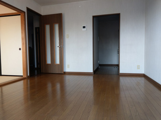 【居間・リビング】 | アークハイツ