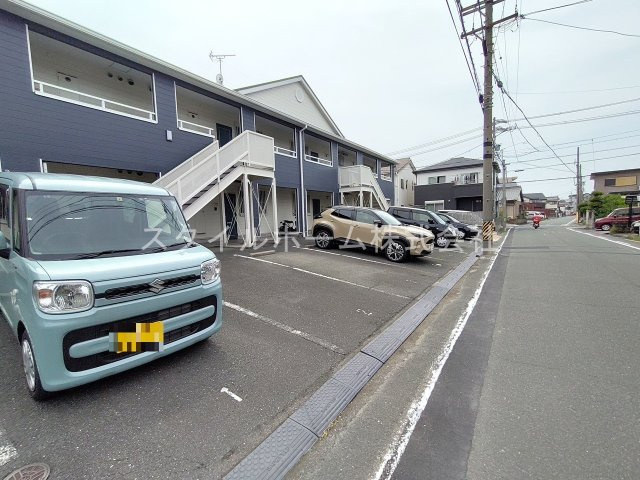 ミューズイン北山の駐車場
