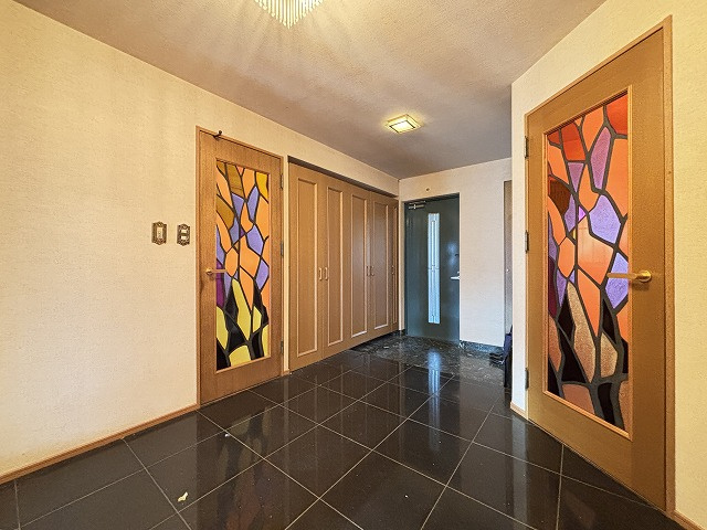 【玄関】 | ロワールマンション・アール植物園