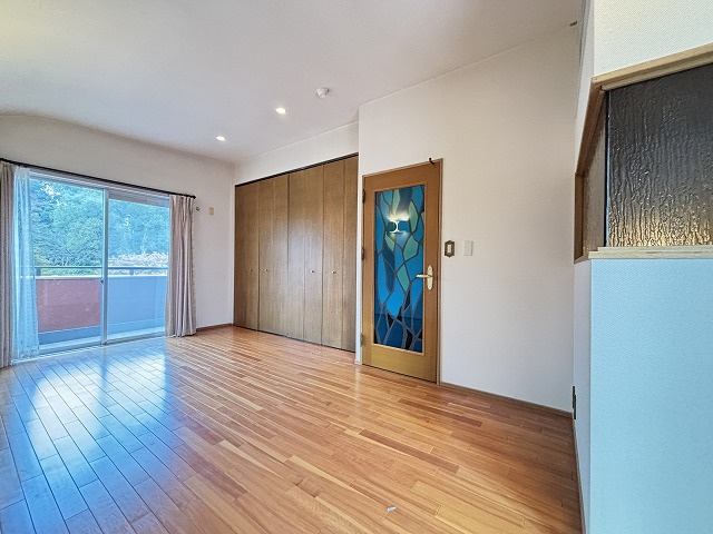 【洋室】 | ロワールマンション・アール植物園