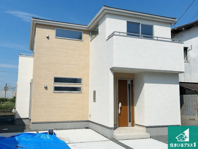 貝塚市久保　第9期　新築一戸建ての外観|お客様に長く安心して住んでいだだける事にこだわった家づくり！住んでからのアフターサービスにもしっかりと取り組んでいます！