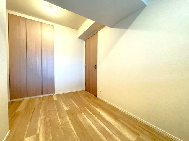 駅徒歩３分の駅近☆７階につき眺望良好☆リビング床暖房付２ＬＤＫ☆クラッシィハウス御池柳馬場の洋室|洋室