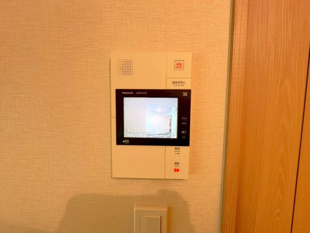 駅徒歩３分の駅近☆７階につき眺望良好☆リビング床暖房付２ＬＤＫ☆クラッシィハウス御池柳馬場のセキュリティ|ＴＶモニター付きインターホン