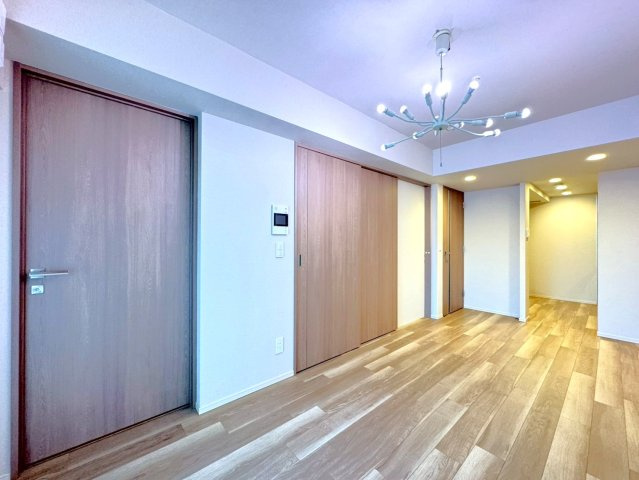 駅徒歩３分の駅近☆７階につき眺望良好☆リビング床暖房付２ＬＤＫ☆クラッシィハウス御池柳馬場の居間・リビング|リビング