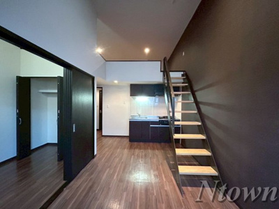 【居間・リビング】 | Creo栄生伍番館 | 使いやすいリビングです