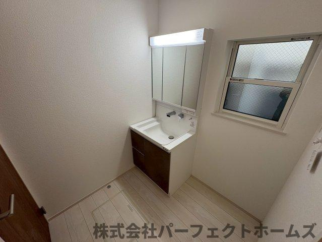 北中振1丁目戸建の脱衣所