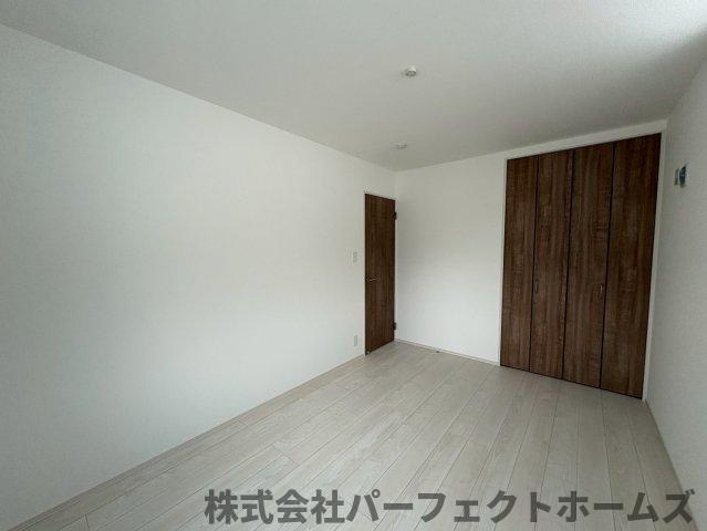 北中振1丁目戸建の洋室|きれいな洋室です