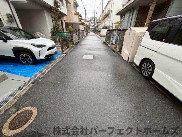 北中振1丁目戸建の前面道路含む現地写真|前面道路含む現地写真です