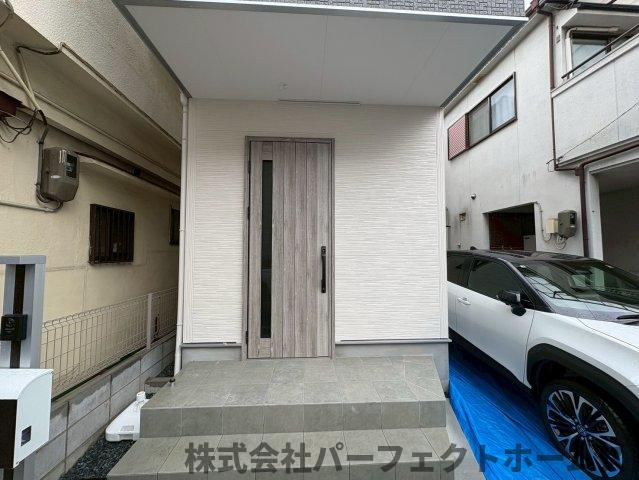 北中振1丁目戸建のエントランス