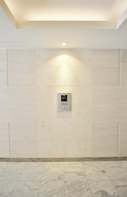 【セキュリティ】 | フルール・ラ・メール | モニター付きオートロックで防犯面も安心です！