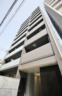 【外観】 | フルール・ラ・メール | 鉄筋コンクリート造のがっちりとした建物。