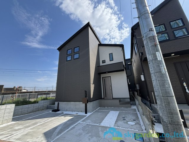 伊勢原市下糟屋2期　新築戸建　全5棟2号棟