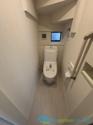 伊勢原市下糟屋2期　新築戸建　全5棟2号棟のトイレ