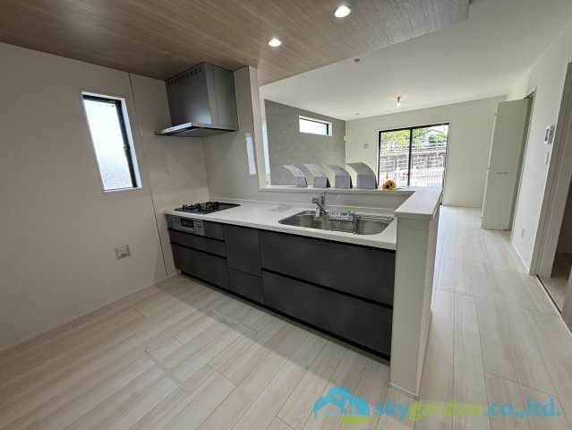 伊勢原市下糟屋2期　新築戸建　全5棟2号棟のキッチン