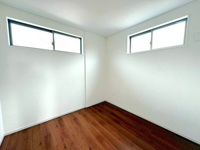 リビング２１帖４ＬＤＫ◆地下鉄線＆京阪線「御陵」駅徒歩２分◆駐車３台可能◆山科区御陵原西町２期の洋室|洋室