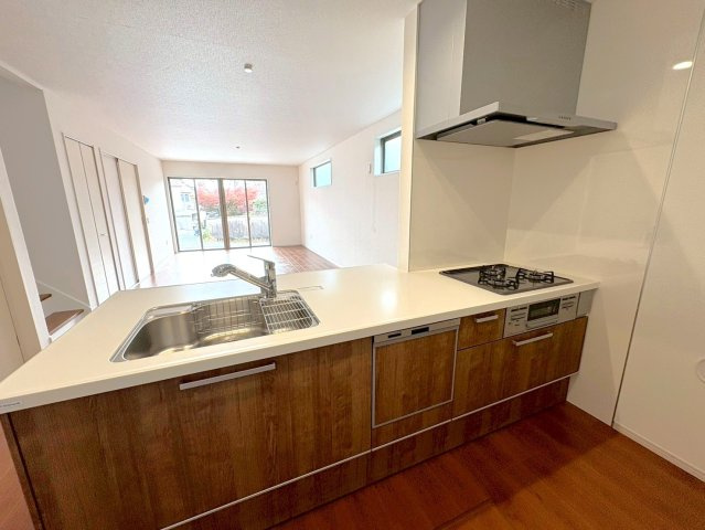 リビング２１帖４ＬＤＫ◆地下鉄線＆京阪線「御陵」駅徒歩２分◆駐車３台可能◆山科区御陵原西町２期のキッチン|キッチン