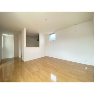 Premiere4の居間・リビング