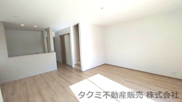 神戸市垂水区南多聞台　新築戸建て　A号棟の居間・リビング