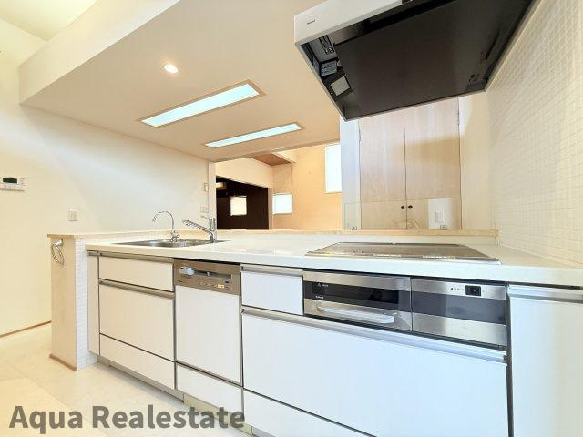 飯山町川原　デザイナーズ住宅のキッチン