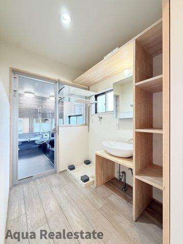 飯山町川原　デザイナーズ住宅のその他|独立洗面台です