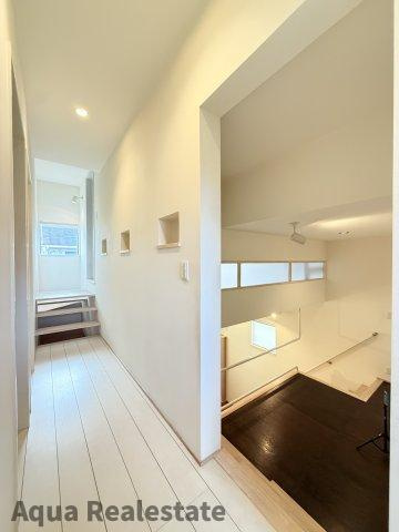 飯山町川原　デザイナーズ住宅の内装