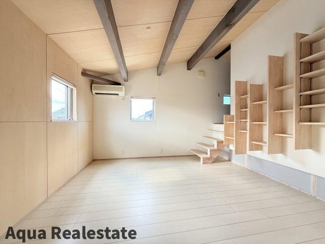 飯山町川原　デザイナーズ住宅の寝室|使い勝手のいい寝室です