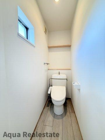 飯山町川原　デザイナーズ住宅のトイレ|落ち着いたトイレです