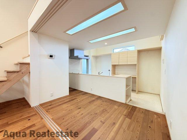 飯山町川原　デザイナーズ住宅のキッチン