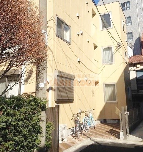 ルヴェール上荻の外観