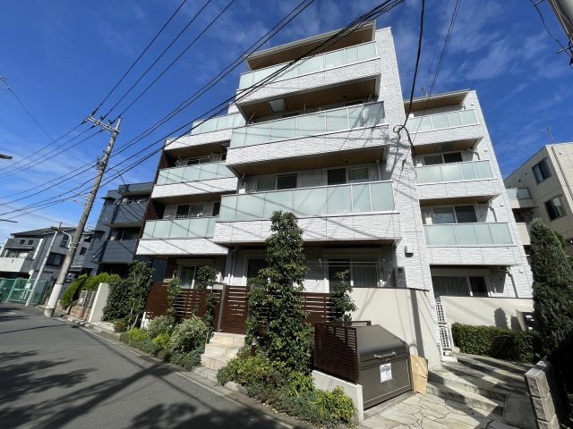 セタガヤロジの外観