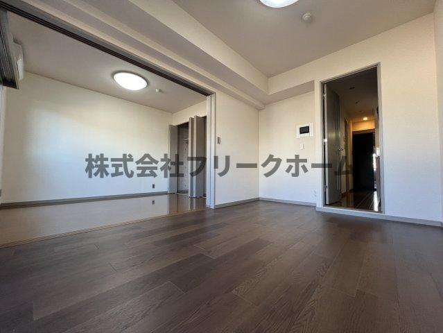 武蔵野市吉祥寺南町４丁目の賃貸マンションの居間・リビング