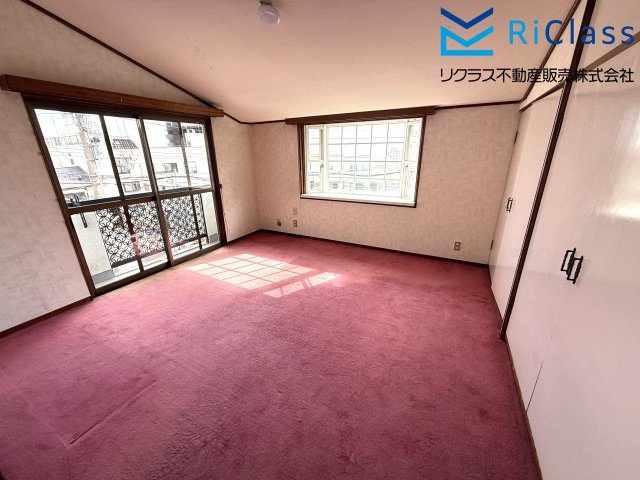 中古戸建　神戸市中央区中島通2丁目3の洋室|広々とした洋室です