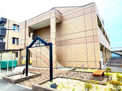 【外観】 | アンシャンテ | 外観写真（昼）